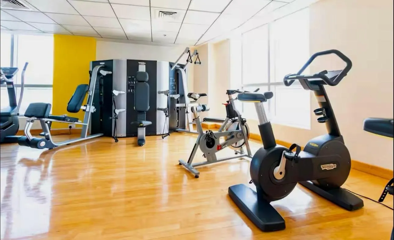 Intercontinental Dubai Marina Hotel Apartments Full Marina View With Balcony, Marina Mall, Large 1 Bedroom Apartment, Kitchen, 2 Toilets, 1 Parking, Swimming Pool And Gym Free Access, Paid Breakfast