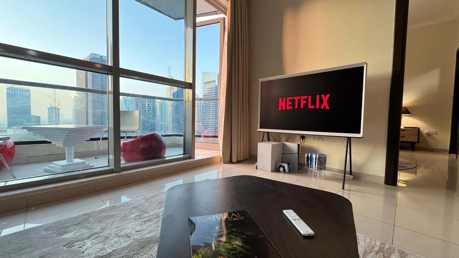 Intercontinental Dubai Marina Hotel Apartments Full Marina View With Balcony, Marina Mall, Large 1 Bedroom Apartment, Kitchen, 2 Toilets, 1 Parking, Swimming Pool And Gym Free Access, Paid Breakfast